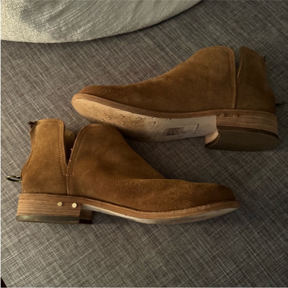 Beek Falcon Suede Ankle Bootie - Chestnut sz 8.5 - Picture 6 of 7